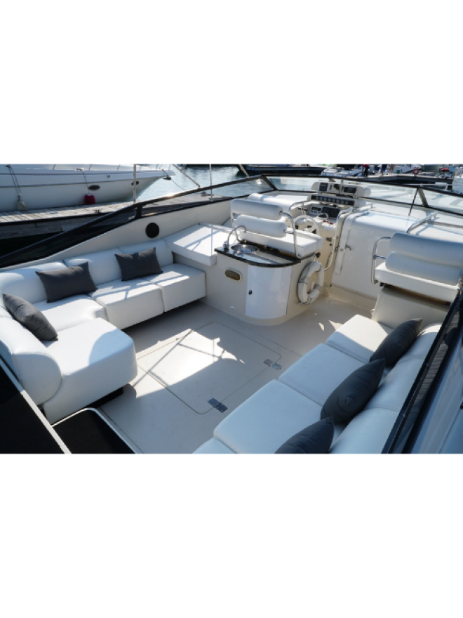 Luxury Yachts